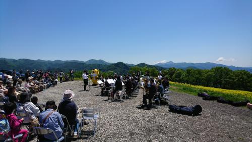 5月8日 5月24日 喜多方市の三ノ倉高原で 三ノ倉高原 菜の花フェスタ を開催します 満開の菜の花畑でウォークラリーや屋外コンサートなどを楽しめます ふくしまニュースweb 21 04 22 木 12 00 ふくしまニュースリリース