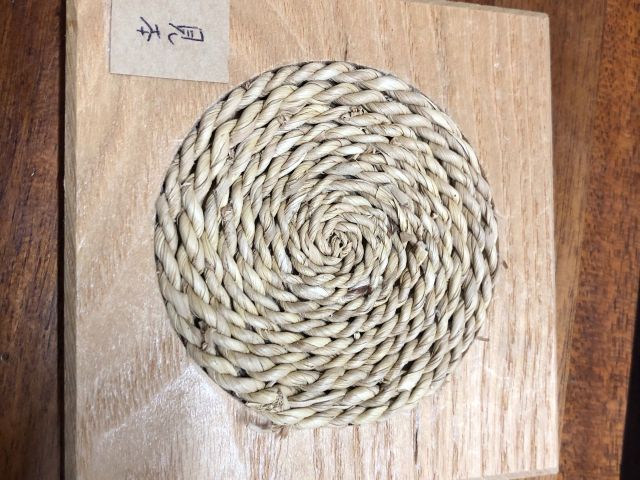 奥会津只見町にある「森林の分校ふざわ」は、縄よりコースターを作れる  